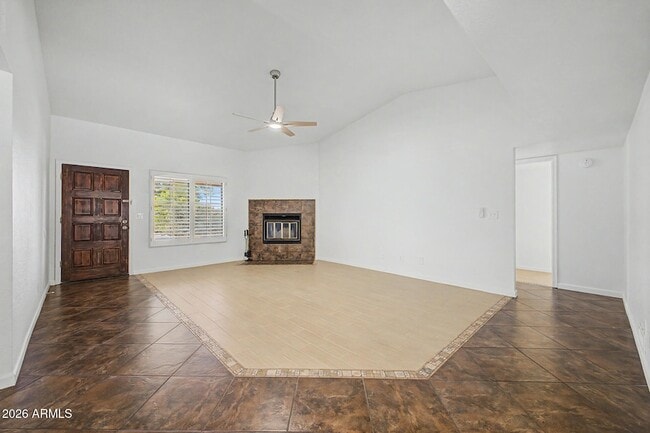 Building Photo - 17035 E Cascade Dr