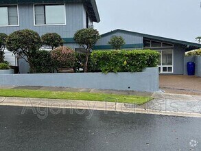 Building Photo - 427 Paumakua Pl