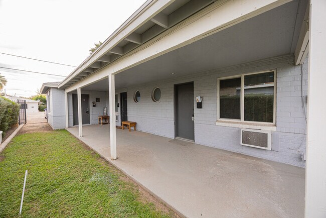 Foto del edificio - 1505 E Harvard St