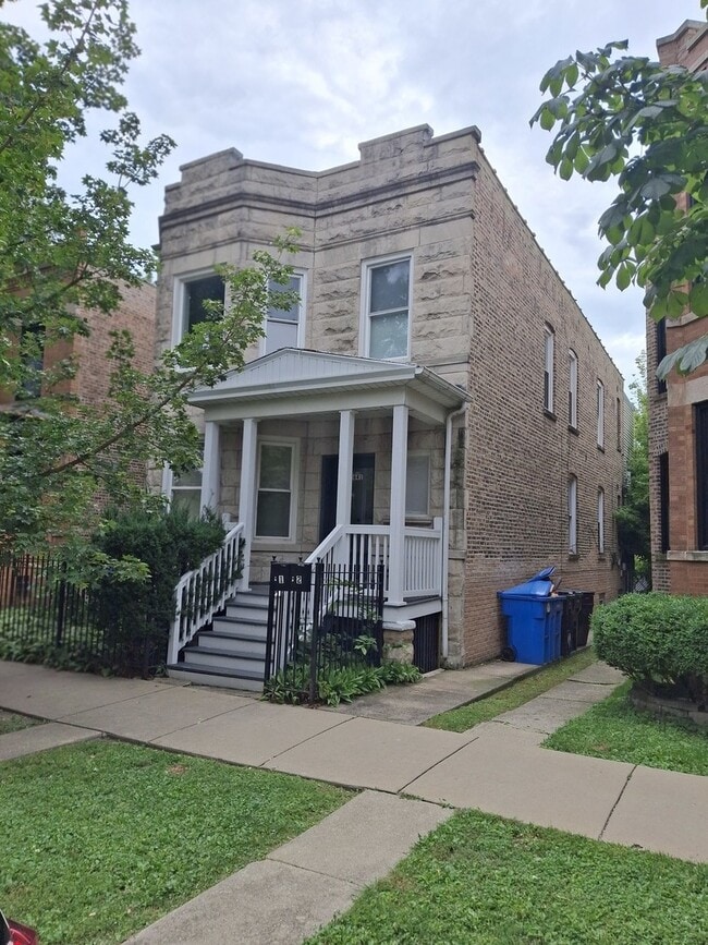Building Photo - 2641 W Altgeld St