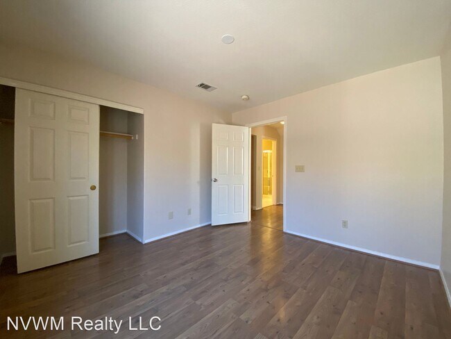 Foto del edificio - 6 br, 4 bath House - 3775 Emerald Bay Cir