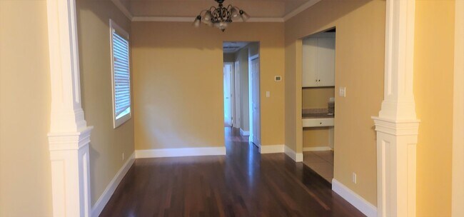 Foto del edificio - Cute House for Rent in Roseville!