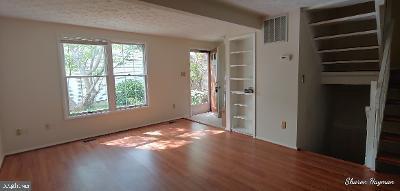 Foto del edificio - 7937 Tyson Oaks Cir