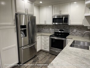 Building Photo - 21372 Brookhurst St