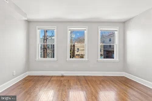 Building Photo - 3742 12th St NE