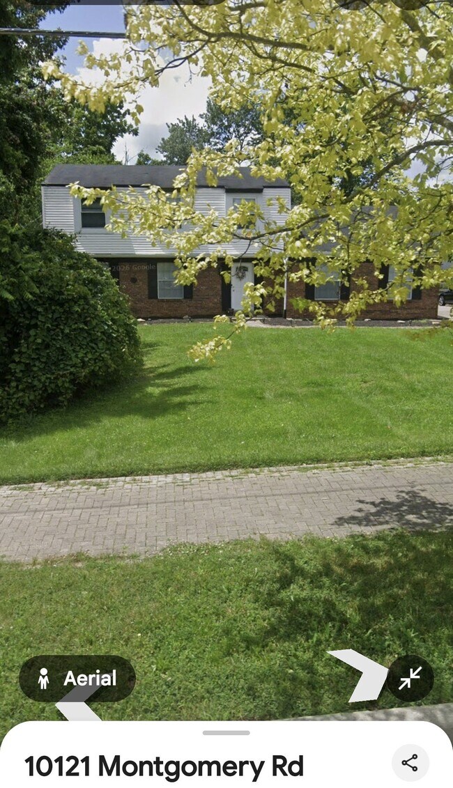 Foto del edificio - 10121 Montgomery Rd