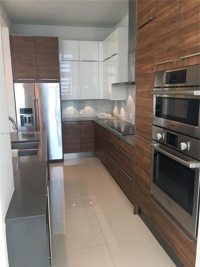 Photo - 601 NE 27th St House