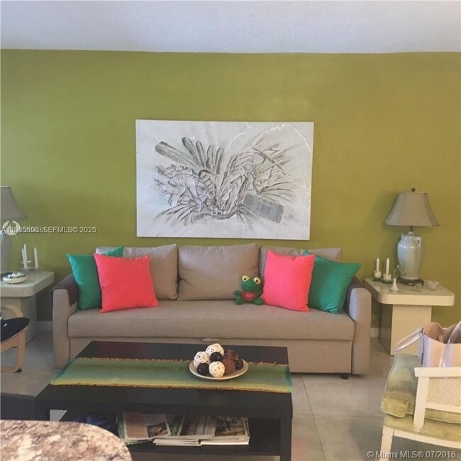 Foto del edificio - 541 Blue Heron Dr