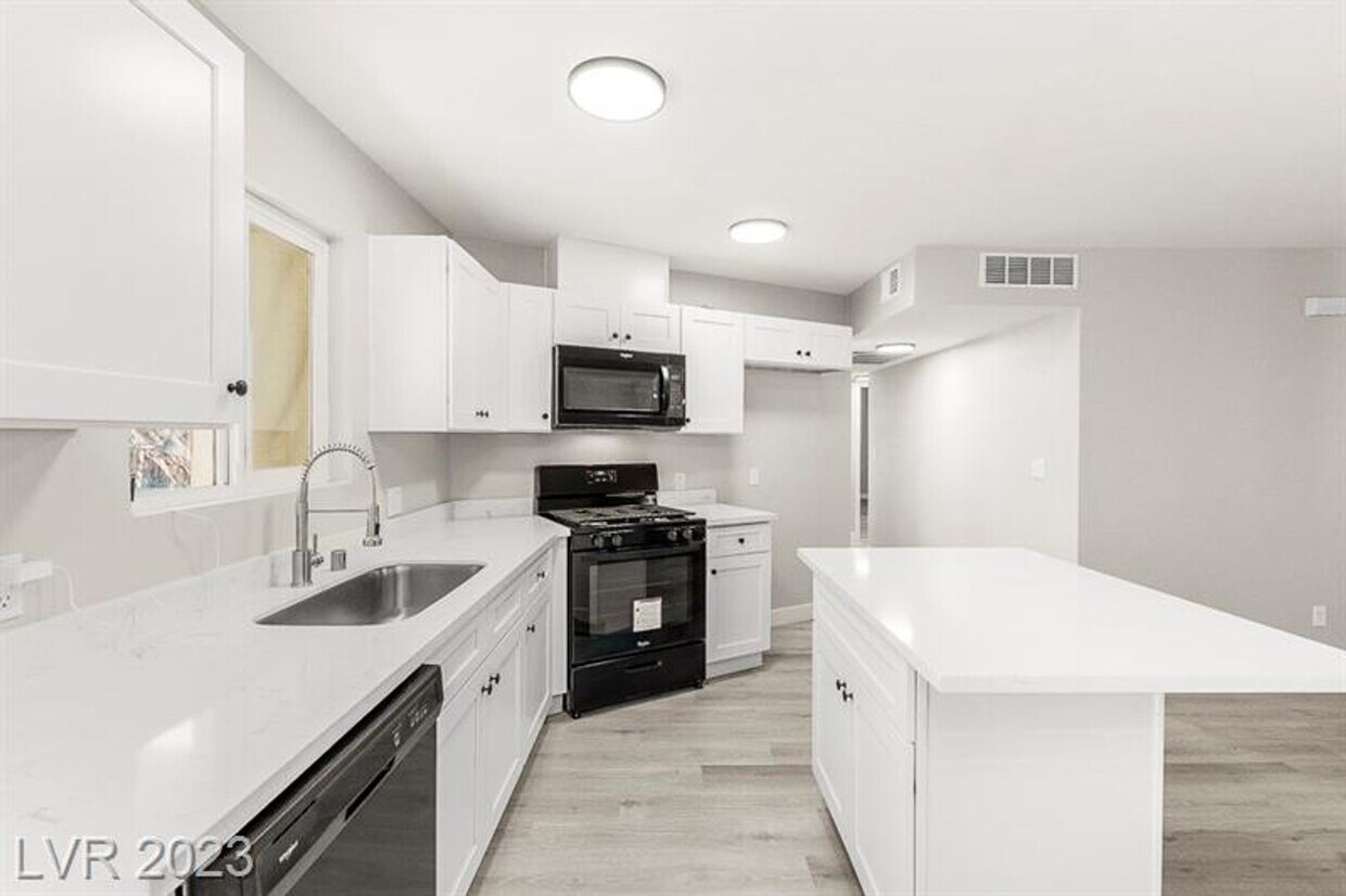 Primary Photo - Completely renovated 3 bedroom 2 bath home...