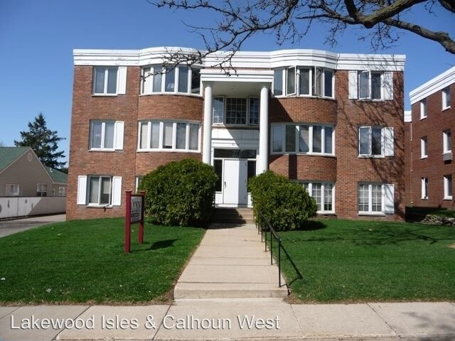 Foto principal - 3030 Lynn Ave