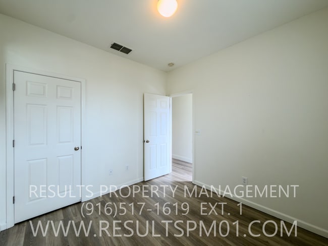 Foto del edificio - 3 Bedroom 2 bath Home in Natomas