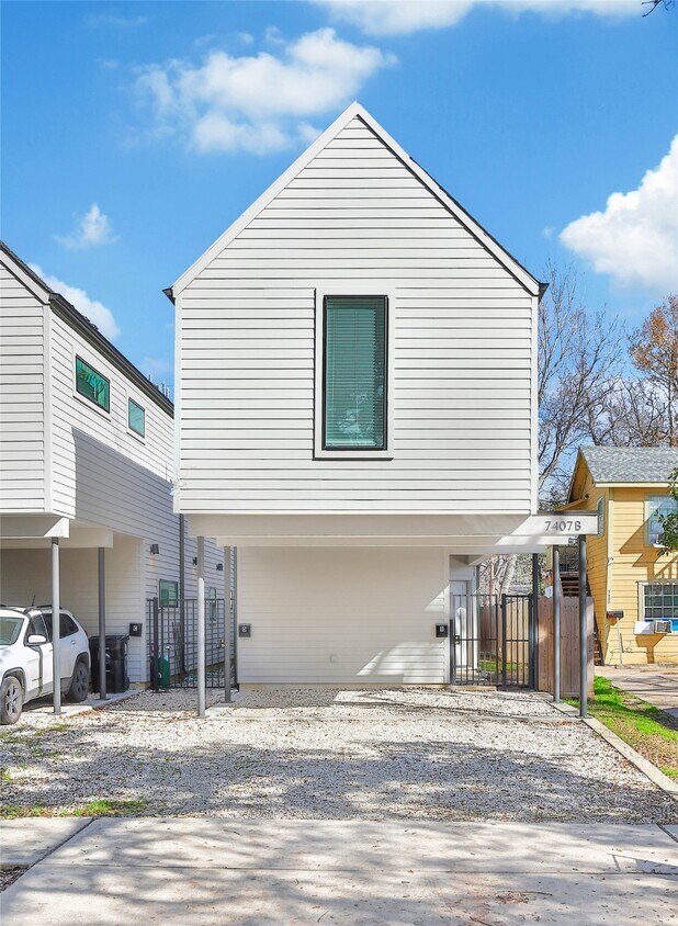 Foto principal - 7407 Rusk St