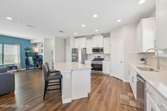 Building Photo - 3991 Heatherbrook Pl