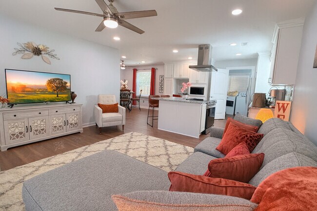 Foto del edificio - 445 Short Hills Dr