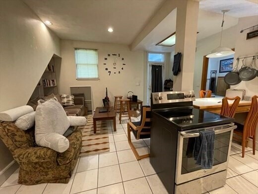 Foto del edificio - 50 Radnor Rd