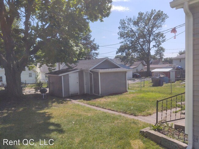 Foto del edificio - 3 br, 1 bath House - 1709 W 9th St