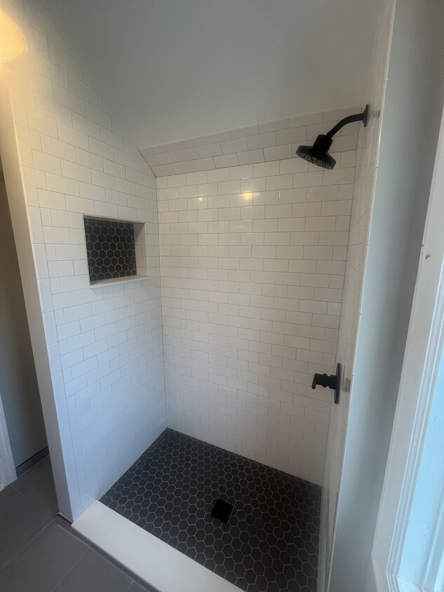 New Bathroom - 179 Whitman Ave
