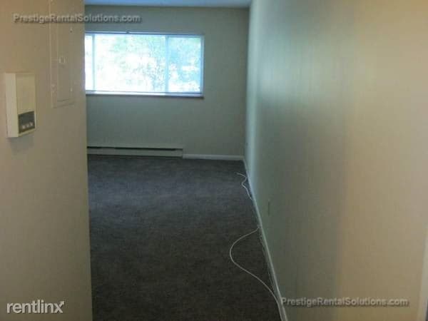 Building Photo - 1 br, 1 bath  - 66 Mayflower Ave #32