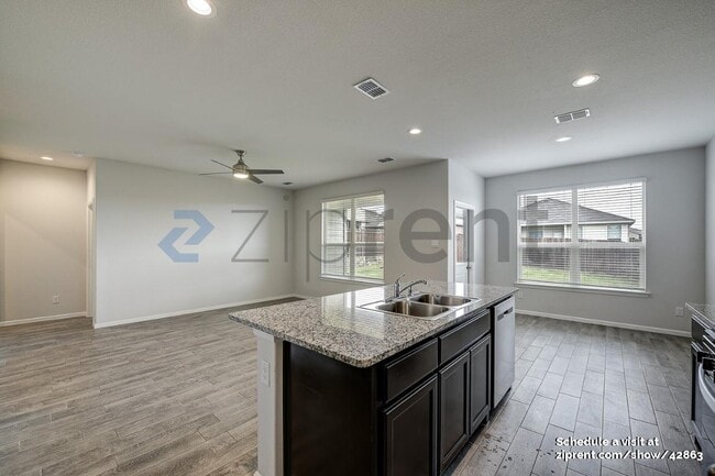 Building Photo - 9720 Fallston Dr