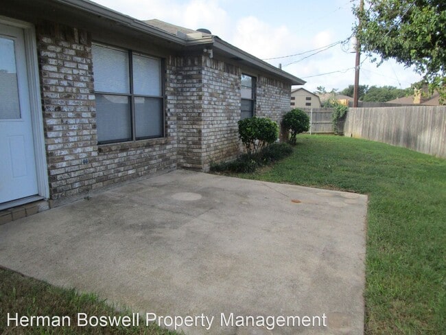 Building Photo - 3 br, 2 bath House - 3700 Dauphine Ct