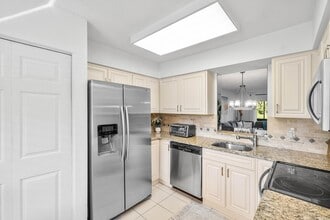 Building Photo - 7321 Amberly Ln