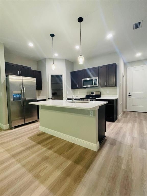 Building Photo - 1575 S Montgomery St