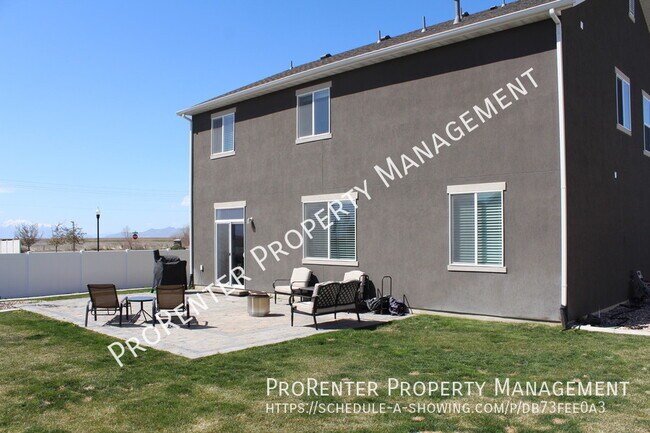 Foto del edificio - Great Layout! 4 Bed, 3 Bath Syracuse Home