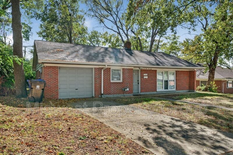 Foto principal - 7348 Lynn Ave