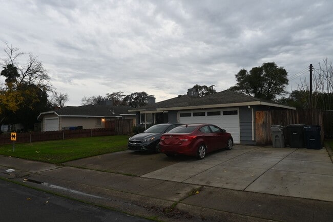 Photo - Resident Benefit Package Property House