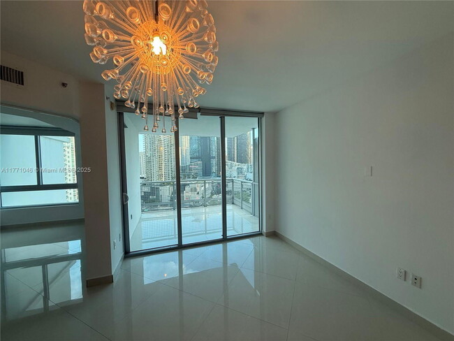 Building Photo - 350 S Miami Ave