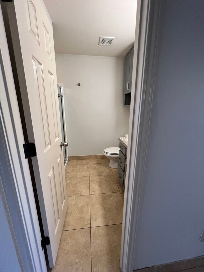 Building Photo - 7607 King Arthurs Ct