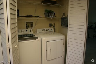 Building Photo - 15430 Moonraker Ct