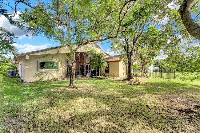 Building Photo - 21593 Woodstream Terrace