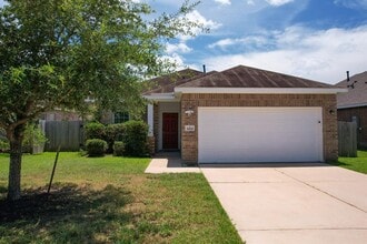 Building Photo - 30111 Saw Oaks Dr