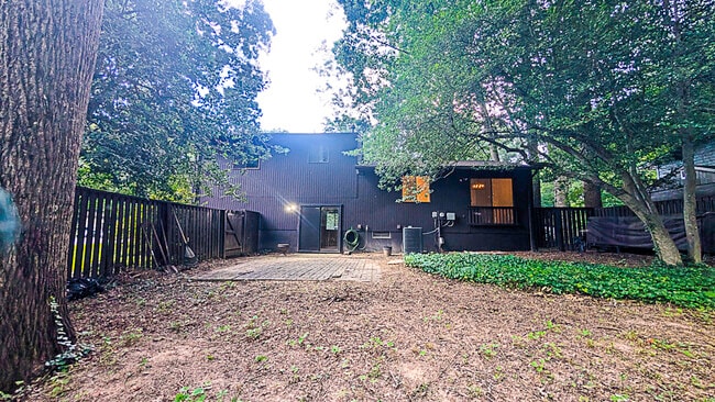 Building Photo - 11582 Embers Ct