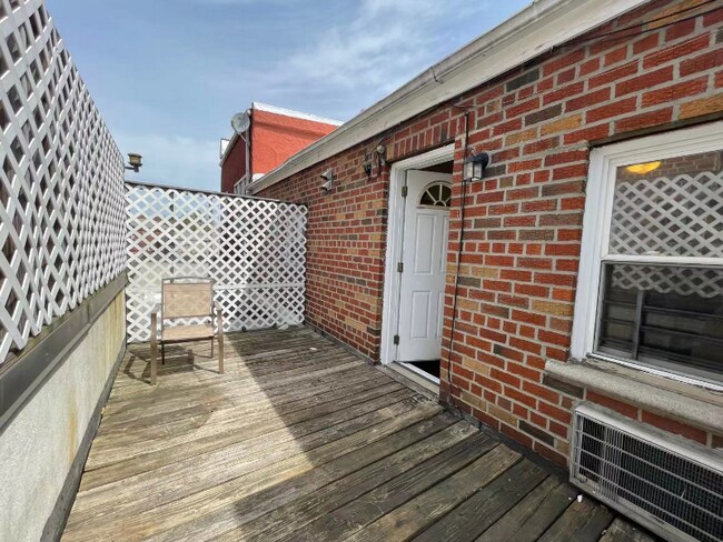 Building Photo - 2926 St Theresa Ave