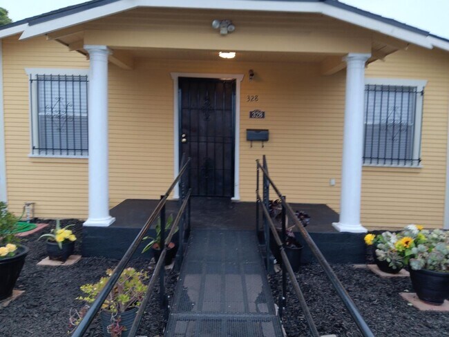 Front Door - 328 W Cedar St