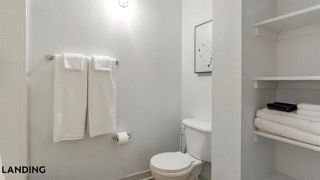 Foto del edificio - 1451 24th St