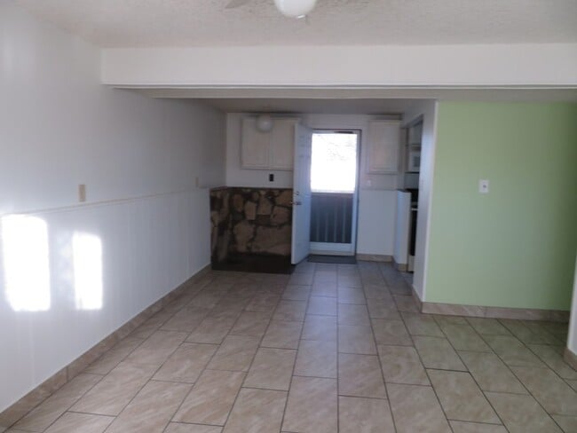Photo - 4166 W 3100 S (West Valley City, UT) Apartment