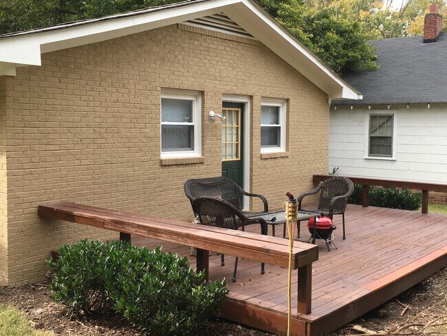 Building Photo - 214 Mitchell Ln