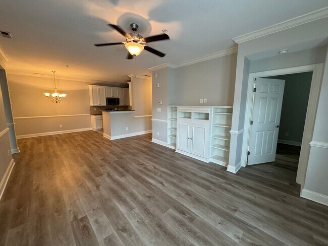 Foto del edificio - Gated Community nestled in Anderson Creek area