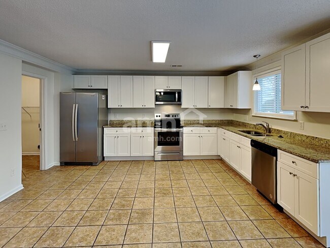 Foto del edificio - 2116 Maple Tree Ct
