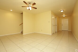 Building Photo - 20469 Westfield Dr