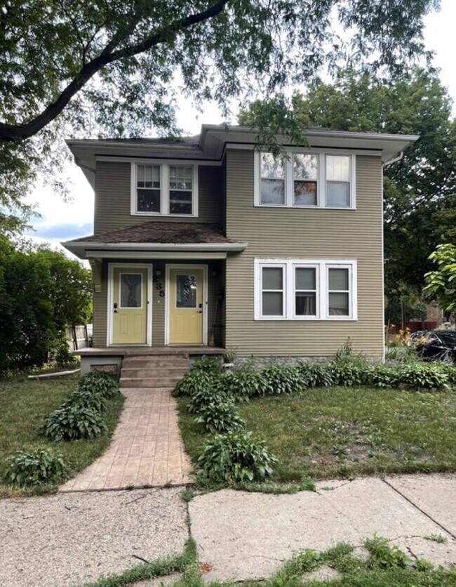 Building Photo - 235 N Logan Ave