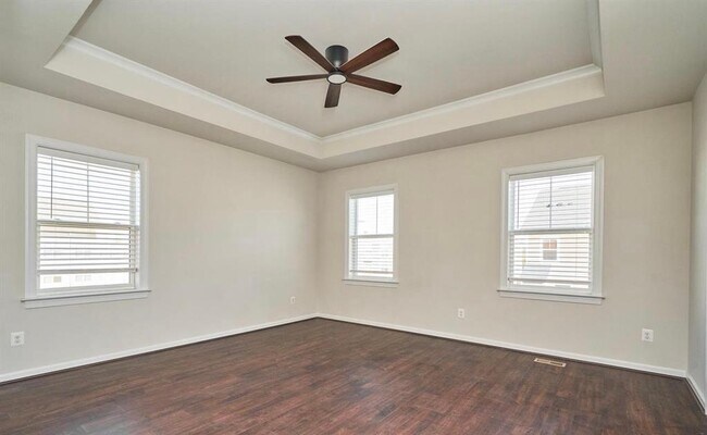 Foto del edificio - 45116 Kincora Dr