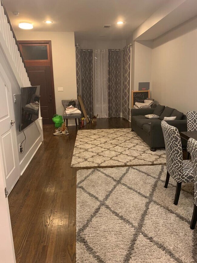 Foto del edificio - 712 Q St NW