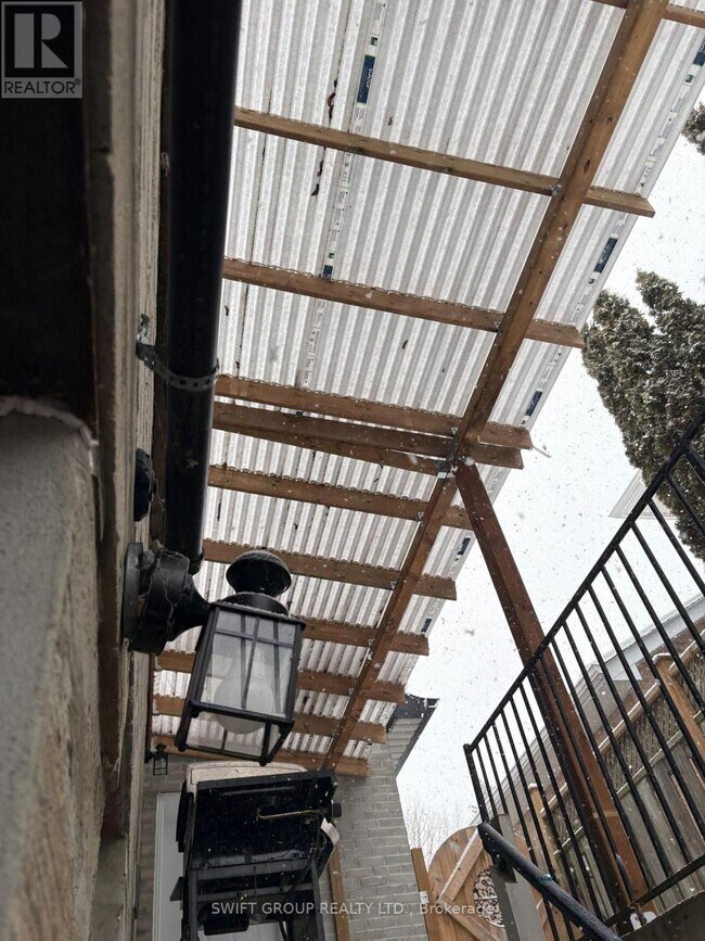 Photo du bâtiment - 31 Irwin Dr