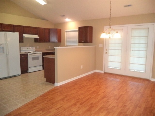 Foto del edificio - 1822 Hunters Hill Blvd