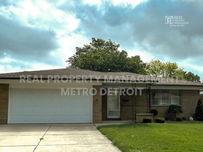 Building Photo - 27412 Roan Ave