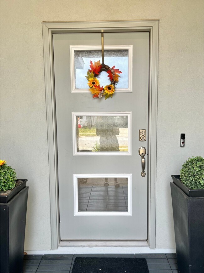 Building Photo - 14233 Wonder Lake Ln